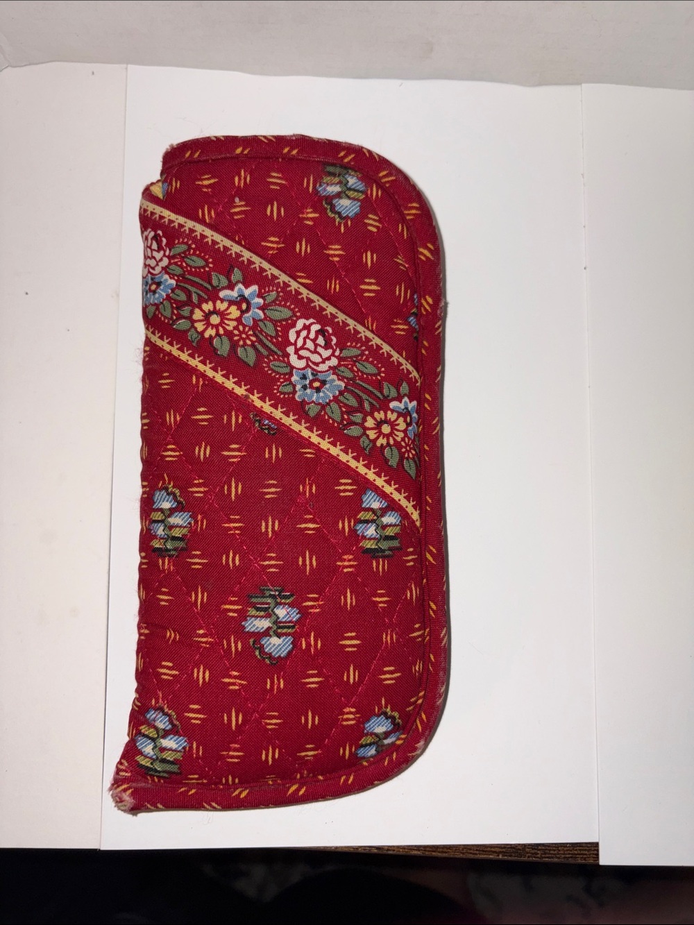 Vera Bradley Quilted Floral Red Women's glasses case